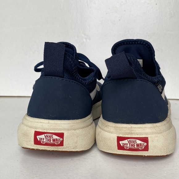Vans ultra range in navy blue/creme color. - Picture 5 of 10